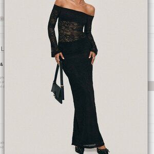 Pinot grigio long sleeve lace maxi dress black